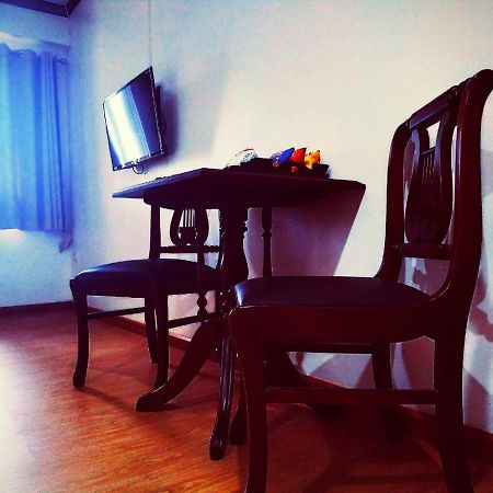 Beerapan Hotel Банкок Екстериор снимка