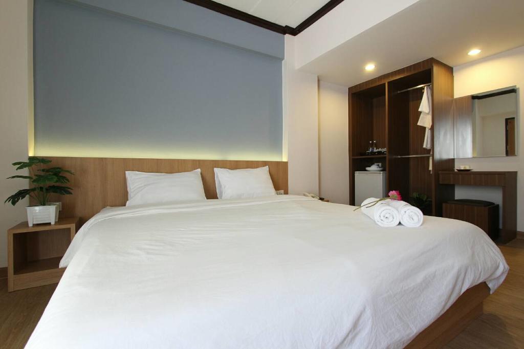 Beerapan Hotel Банкок Стая снимка